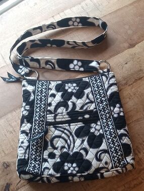 Vera Bradley Hipster Crossbody Adjustable Handbag